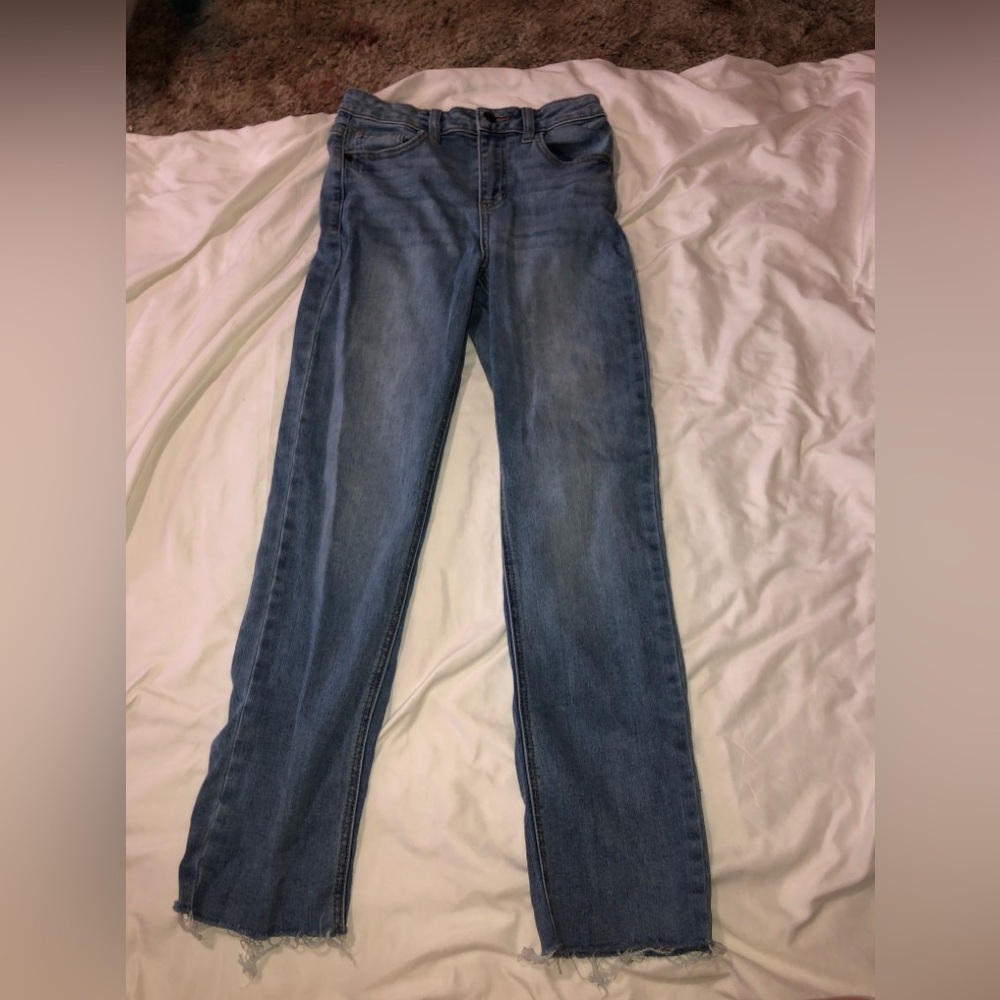 Skinny blue jeans